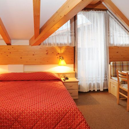 Hotel La Soldanella Moena Eksteriør billede