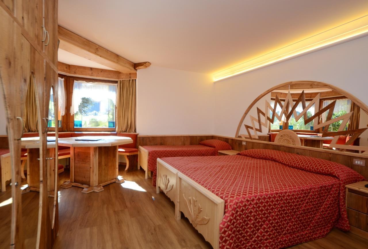 Hotel La Soldanella Moena Eksteriør billede