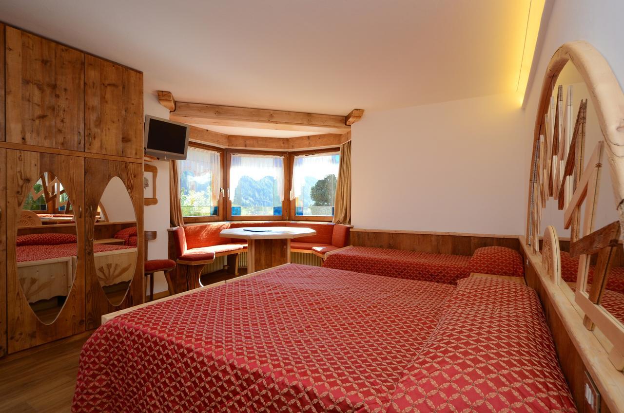 Hotel La Soldanella Moena Eksteriør billede