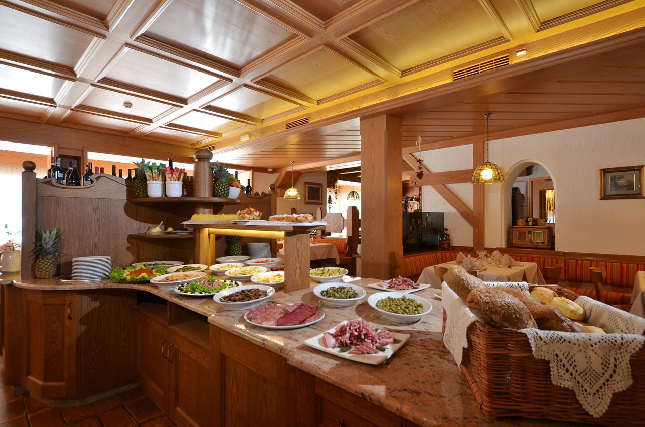 Hotel La Soldanella Moena Eksteriør billede